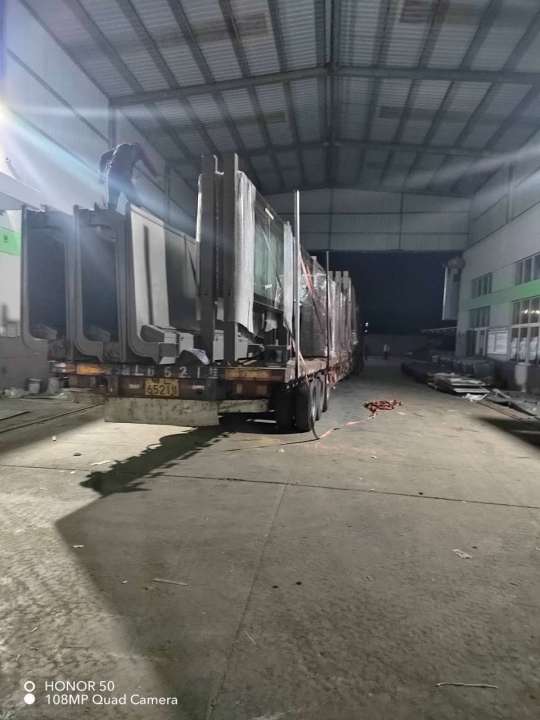 公交站臺(tái)發(fā)貨圖 公交站臺(tái)發(fā)貨圖