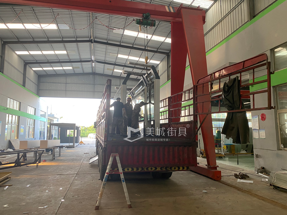 公交站臺候車亭發(fā)貨圖 公交站臺候車亭發(fā)貨圖